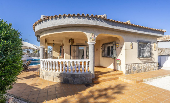 Herverkoop - 3. Vrijstaande villa - Gea y Truyols - Costa Calida