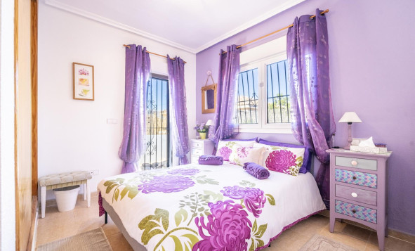 Herverkoop - 3. Vrijstaande villa - Gea y Truyols - Costa Calida