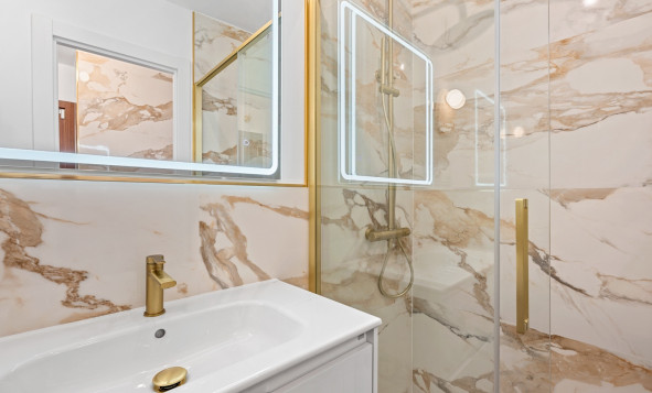 Herverkoop - 1. Appartement / flat - Torrevieja - Rocio del Mar