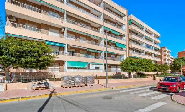 Herverkoop - 1. Appartement / flat - Torrevieja - Rocio del Mar