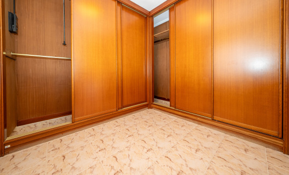 Herverkoop - 4. Halfvrijstaande villa - Torrevieja - Costa Blanca Zuid