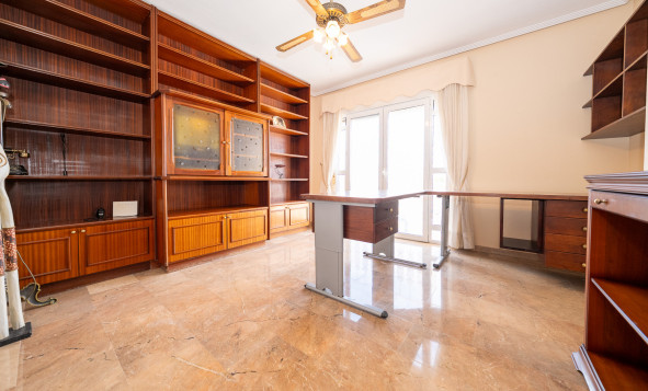 Herverkoop - 4. Halfvrijstaande villa - Torrevieja - Costa Blanca Zuid