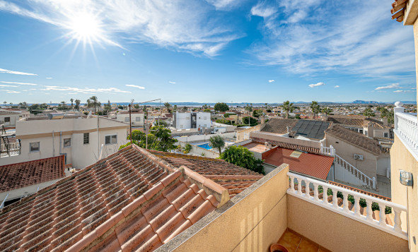 Herverkoop - 4. Halfvrijstaande villa - Torrevieja - Costa Blanca Zuid