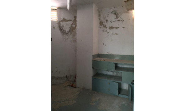 Herverkoop - Garage - Torrevieja - Costa Blanca Zuid