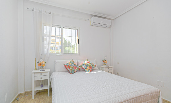 Herverkoop - 4. Halfvrijstaande villa - Mil Palmeras - Riomar