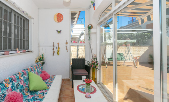 Herverkoop - 4. Halfvrijstaande villa - Mil Palmeras - Riomar