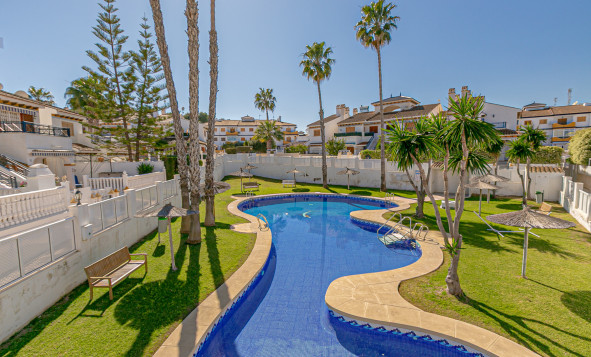 Herverkoop - 4. Halfvrijstaande villa - Mil Palmeras - Riomar