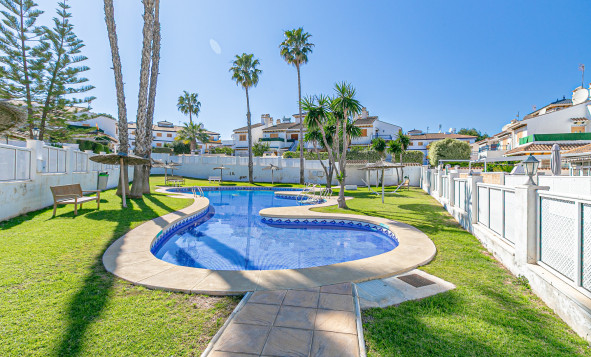 Herverkoop - 4. Halfvrijstaande villa - Mil Palmeras - Riomar