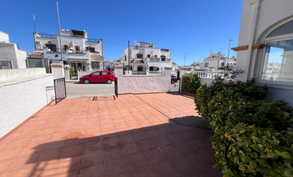 Herverkoop - 3. Vrijstaande villa - Orihuela - Costa Blanca Zuid
