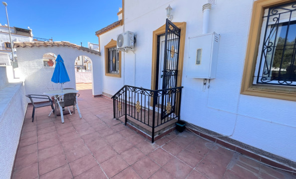 Herverkoop - 3. Vrijstaande villa - Orihuela - Costa Blanca Zuid