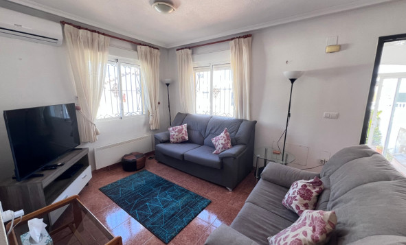 Herverkoop - 3. Vrijstaande villa - Orihuela - Costa Blanca Zuid