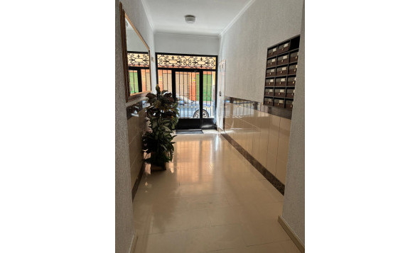 Herverkoop - 1. Appartement / flat - Almoradí - Costa Blanca Zuid