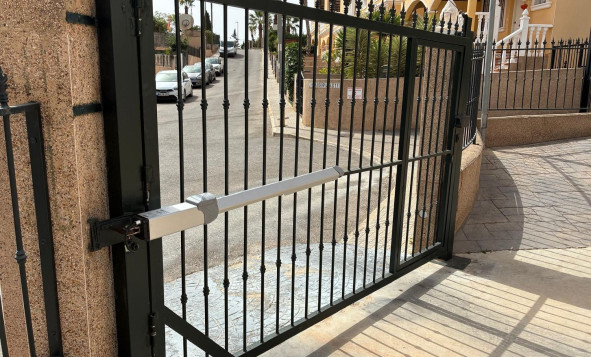 Herverkoop - 1. Appartement / flat - Algorfa - Costa Blanca Zuid