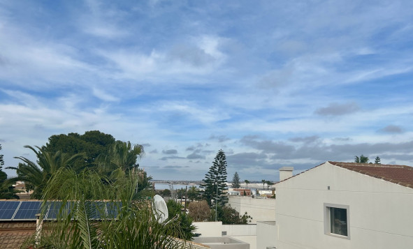 Herverkoop - 3. Vrijstaande villa - Los Balcones - Costa Blanca Zuid