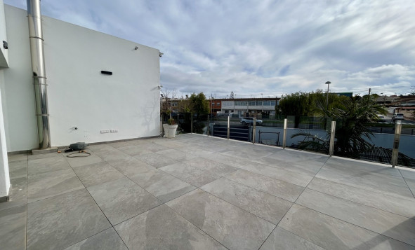 Herverkoop - 3. Vrijstaande villa - Los Balcones - Costa Blanca Zuid