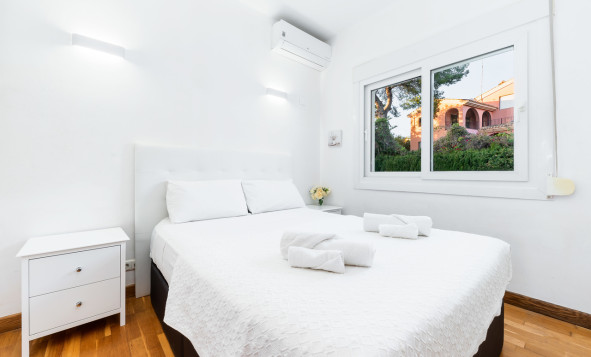 Herverkoop - 3. Vrijstaande villa - Dehesa de Campoamor - Costa Blanca Zuid