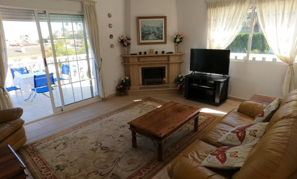 Herverkoop - 3. Vrijstaande villa - Algorfa - Costa Blanca Zuid