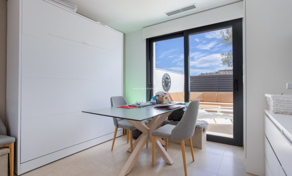 Herverkoop - 3. Vrijstaande villa - Benijófar - Costa Blanca Zuid