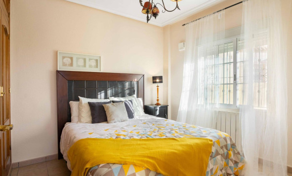 Herverkoop - 3. Vrijstaande villa - Orihuela Costa - Costa Blanca Zuid