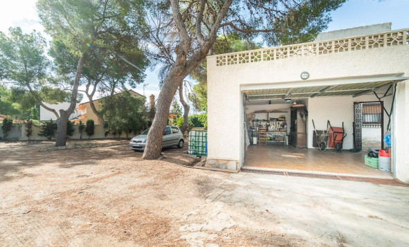 Herverkoop - 3. Vrijstaande villa - Pilar de la Horadada - Costa Blanca Zuid