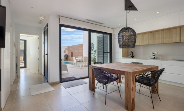 Herverkoop - 3. Vrijstaande villa - Benijófar - Costa Blanca Zuid