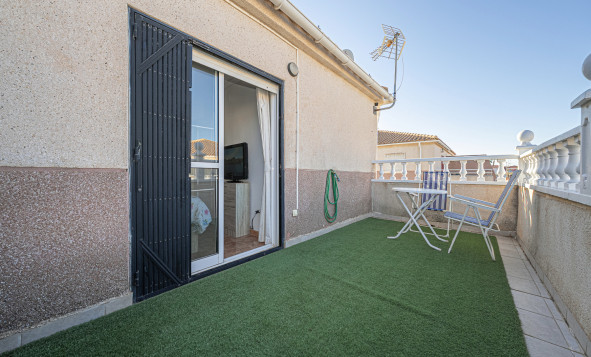 Herverkoop - 4. Halfvrijstaande villa - Cabo Roig - La Regia