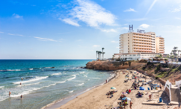 Herverkoop - 4. Halfvrijstaande villa - Cabo Roig - La Regia