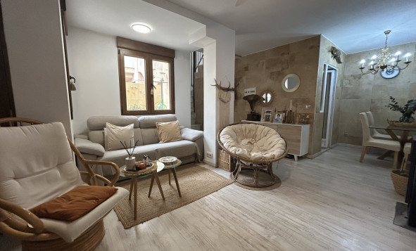 Herverkoop - 2. Town house / tussenwoning - Torrevieja - Costa Blanca Zuid