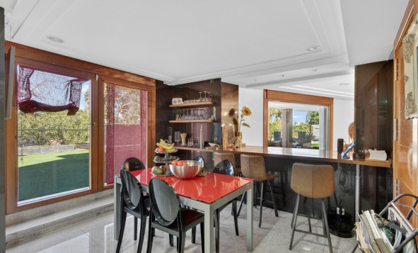 Herverkoop - 3. Vrijstaande villa - Elche - Costa Blanca Zuid