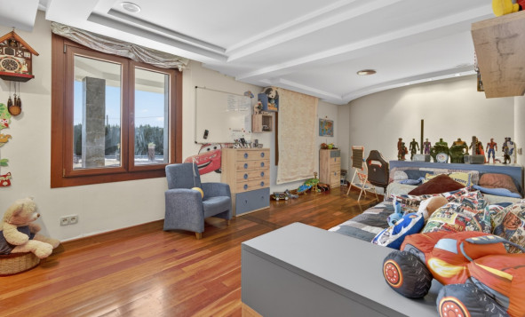 Herverkoop - 3. Vrijstaande villa - Elche - Costa Blanca Zuid