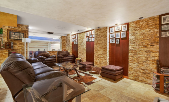 Herverkoop - 3. Vrijstaande villa - Elche - Costa Blanca Zuid