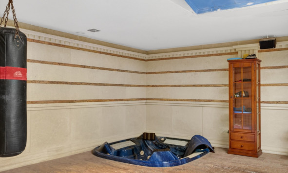 Herverkoop - 3. Vrijstaande villa - Elche - Costa Blanca Zuid