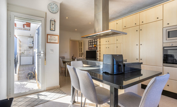 Herverkoop - 3. Vrijstaande villa - Bigastro - Villas Andrea