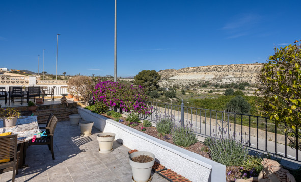 Herverkoop - 3. Vrijstaande villa - Bigastro - Villas Andrea