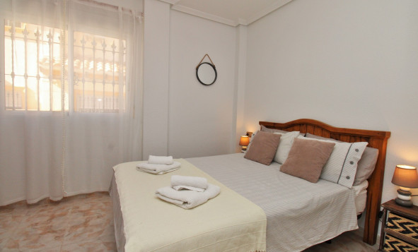 Herverkoop - 3. Vrijstaande villa - Playa Flamenca - Costa Blanca Zuid