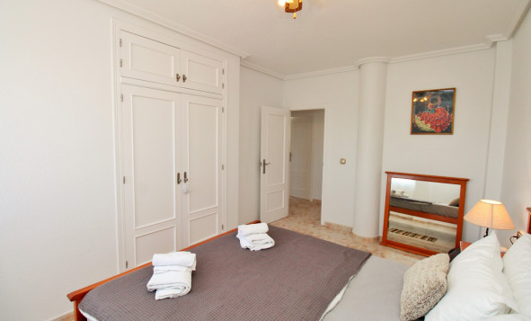 Herverkoop - 3. Vrijstaande villa - Playa Flamenca - Costa Blanca Zuid