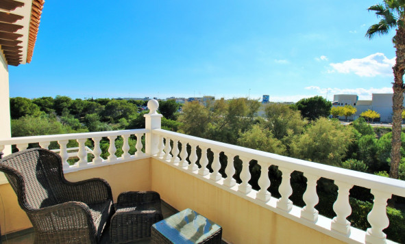 Herverkoop - 3. Vrijstaande villa - Playa Flamenca - Costa Blanca Zuid