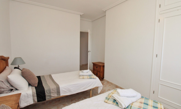 Herverkoop - 3. Vrijstaande villa - Playa Flamenca - Costa Blanca Zuid