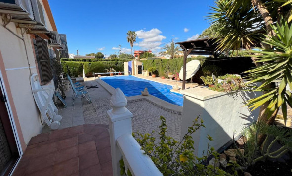 Herverkoop - 3. Vrijstaande villa - Cabo Roig - Costa Blanca Zuid