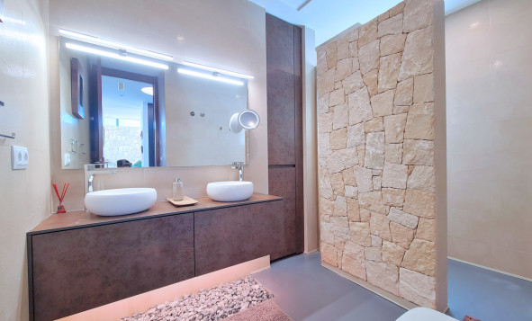 Herverkoop - 3. Vrijstaande villa - Los Alcazares - Costa Calida