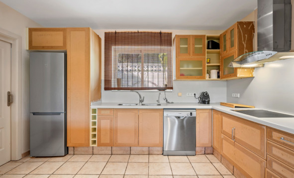 Herverkoop - 3. Vrijstaande villa - Altea - Costa Blanca Zuid