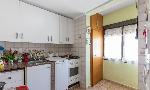Herverkoop - 1. Appartement / flat - Torrevieja - Torretas