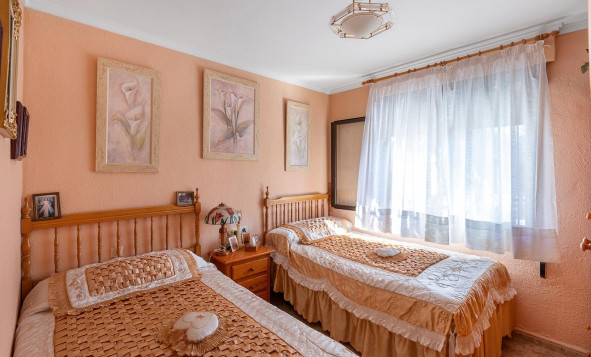 Herverkoop - 1. Appartement / flat - Torrevieja - Torretas