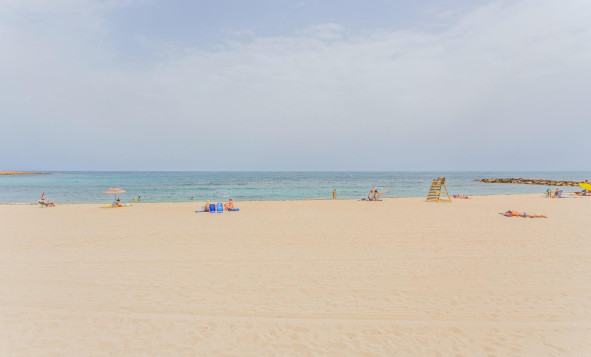 Herverkoop - 1. Appartement / flat - Torrevieja - Torretas