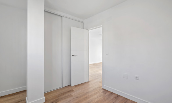 Herverkoop - 4. Halfvrijstaande villa - Benimar