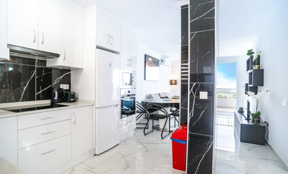 Herverkoop - 1. Appartement / flat - Torrevieja - Punta Prima