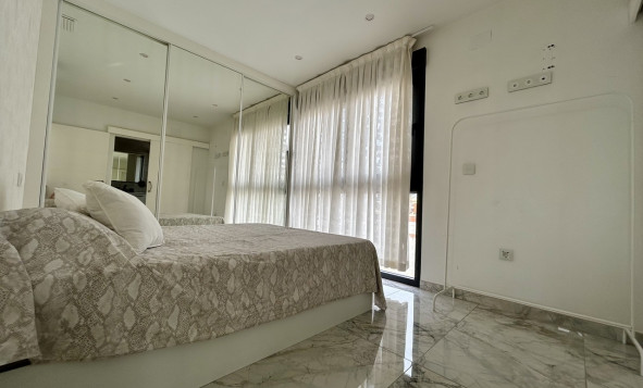 Herverkoop - 3. Vrijstaande villa - Los Balcones - Costa Blanca Zuid