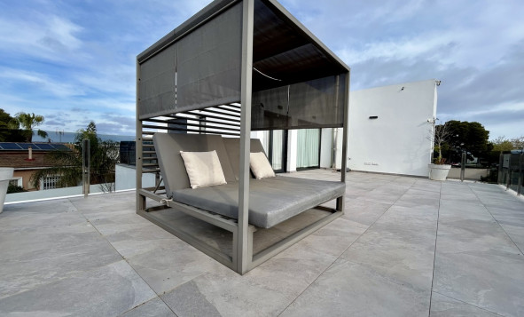 Herverkoop - 3. Vrijstaande villa - Los Balcones - Costa Blanca Zuid