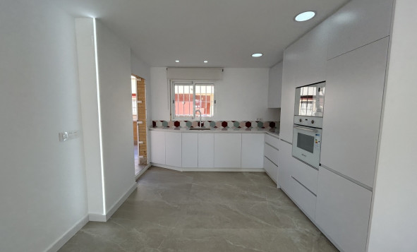 Herverkoop - 1. Appartement / flat - Pilar de la Horadada - Costa Blanca Zuid