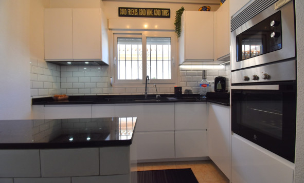 Herverkoop - 4. Halfvrijstaande villa - Orihuela Costa - Costa Blanca Zuid